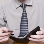 Claim flat rate expenses for work clothing and tools